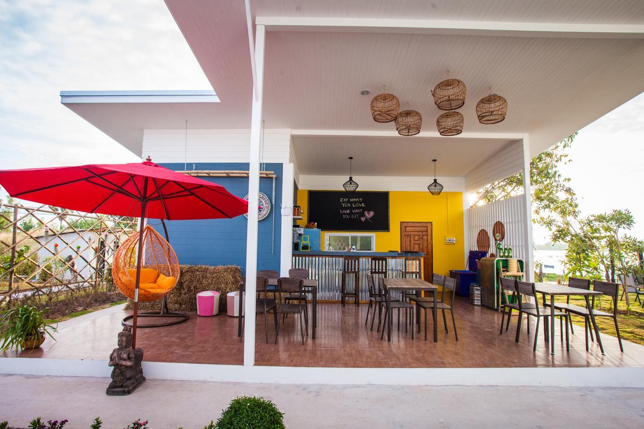 Bluemoon Riverside Phibun Mangsahan Zewnętrze zdjęcie